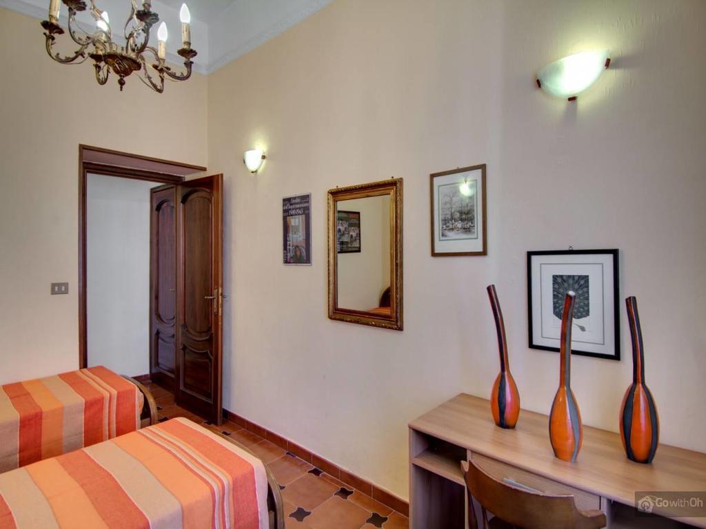 Oltre Le Mura Roma Exterior foto